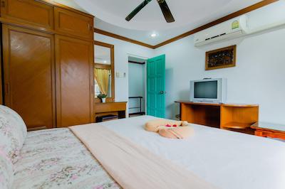 آر کی گست هاوس