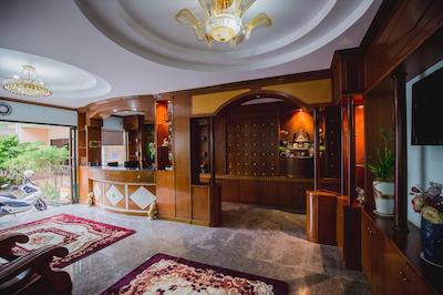 آر کی گست هاوس