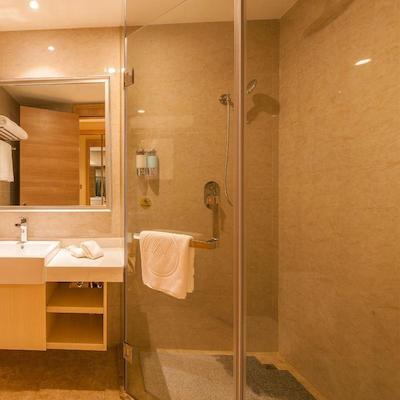 هانگژو اویامی اینترنشنال هتل