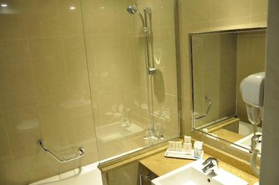 لاوندر هتل اند هتل آپارتمانز ناهدا