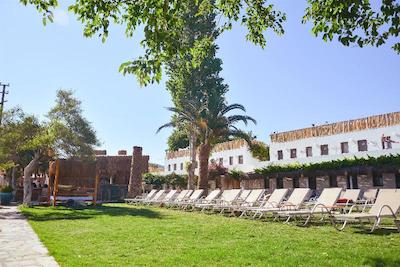 دافینیس هتل