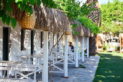 دافینیس هتل