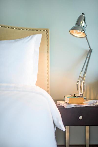 ازدان هتل وست بی