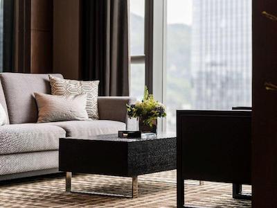 پولمن دوحه وست بی