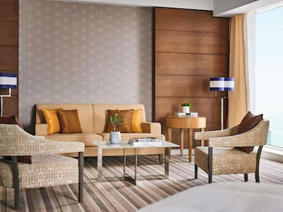 پولمن دوحه وست بی