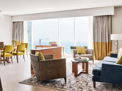 پولمن دوحه وست بی