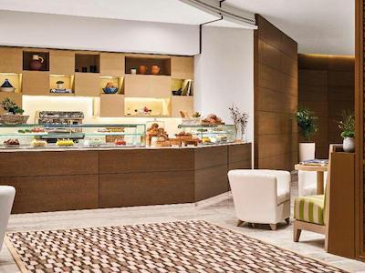 پولمن دوحه وست بی