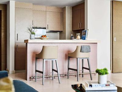 پولمن دوحه وست بی