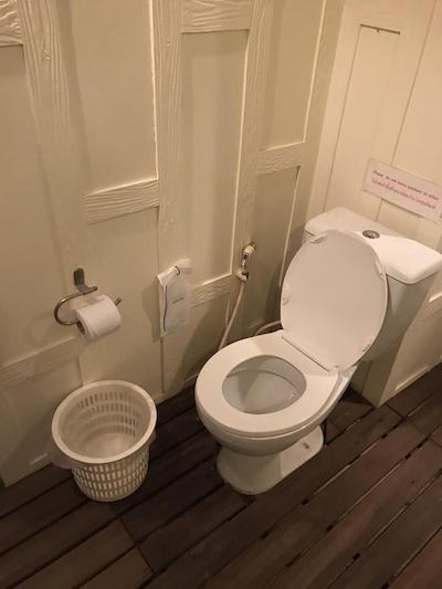 د امپریال هوم هتل