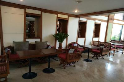 د امپریال هوم هتل