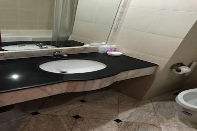 د امپریال هوم هتل