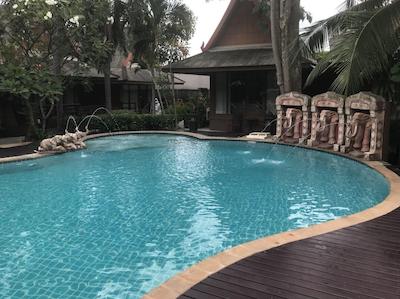 د امپریال هوم هتل