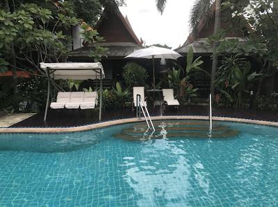 د امپریال هوم هتل