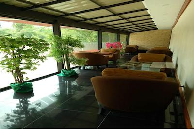 د امپریال هوم هتل