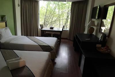 د امپریال هوم هتل