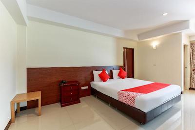 وی رسوتل هتل