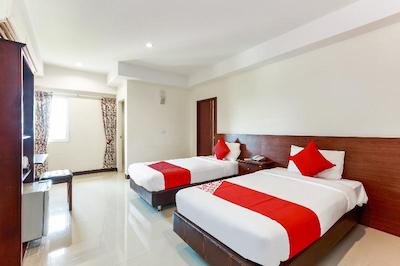 وی رسوتل هتل