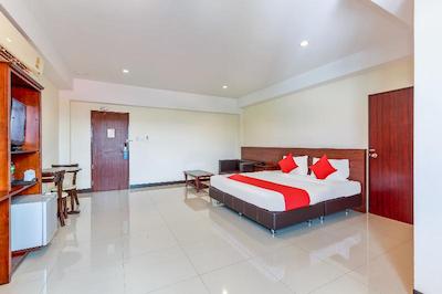 وی رسوتل هتل