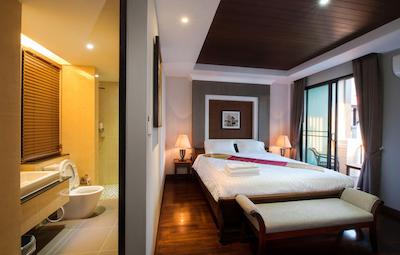 یوتاکا رزیدنس