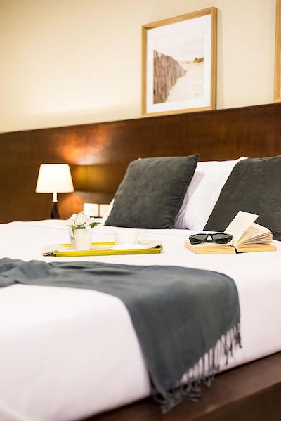 گرین لیف هاستل