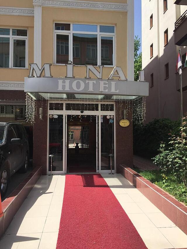 مینا 1 هتل