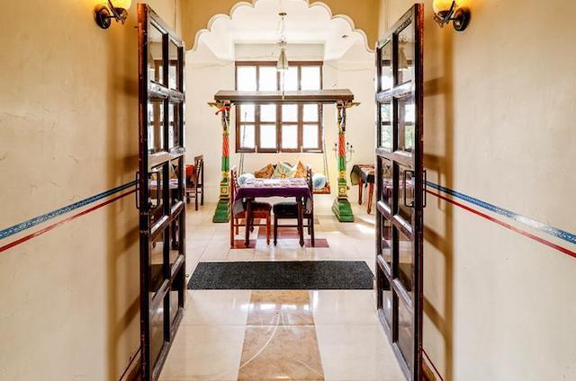 سوندر پلیس گست هاوس