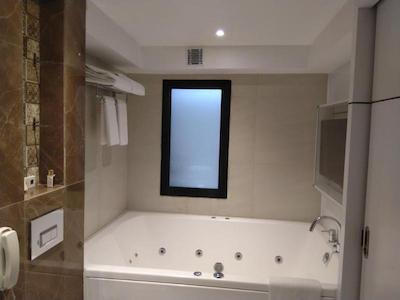 رامی تکوم کار