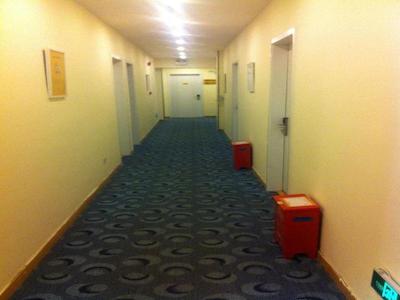 7 دیز این شانگهای جینگان تمپل برانچ