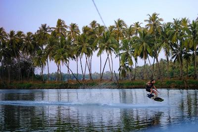 وایو واترمنز ویلیج