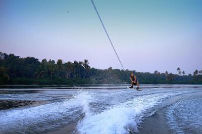 وایو واترمنز ویلیج