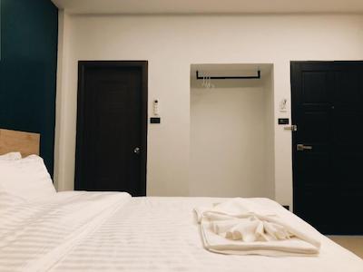 تال تری پوشتل