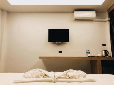 تال تری پوشتل