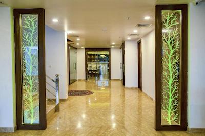 هتل د آگرا کرند