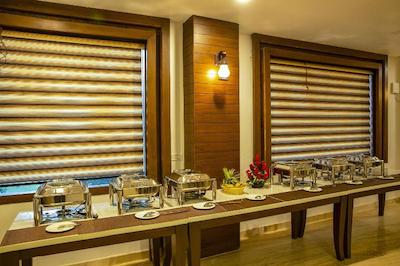 هتل د آگرا کرند