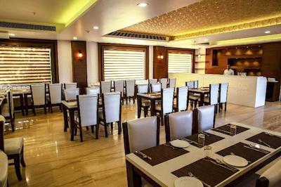 هتل د آگرا کرند