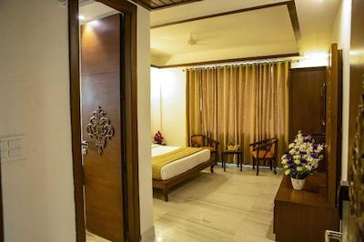 هتل د آگرا کرند