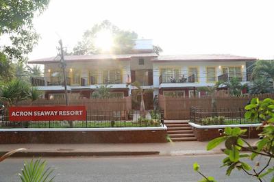 آکرون سی وی ریسورت