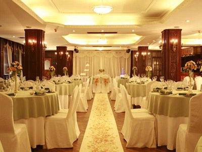 جین جیانگ متروپول هتل