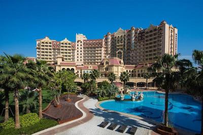 رادیسون بلو فارست مانور شانگهای هونگکیائو