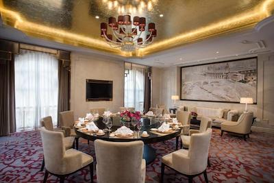 رادیسون بلو فارست مانور شانگهای هونگکیائو