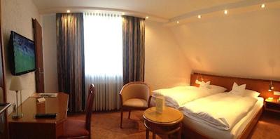 هتل لیندنهوف