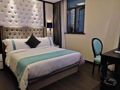 زانا هتلیا شانگهای هونگکیائو نشنال کنونشن