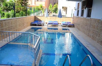 دوریس ایتور سیتی هتل