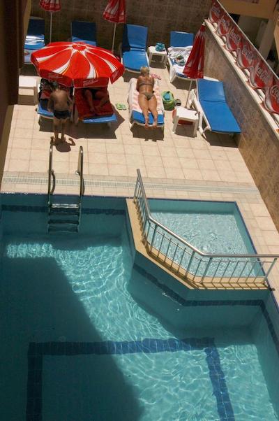 دوریس ایتور سیتی هتل