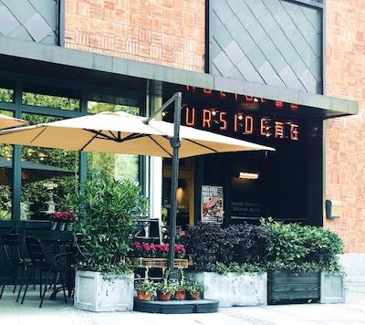 یورساید هتل اند کافه شانگهای