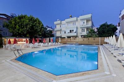 سون استارز اکسکلوسیو هتل