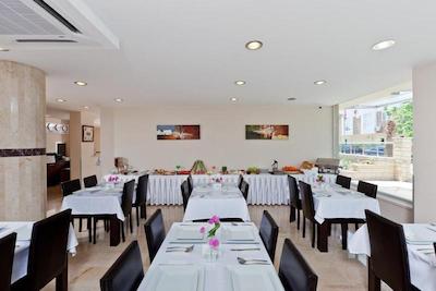 سون استارز اکسکلوسیو هتل