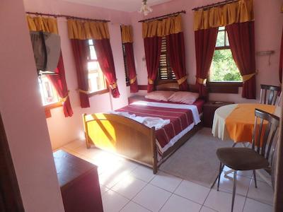 وایت سیتی پنسیون