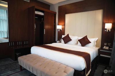 ویوید هتل جداح