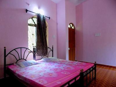 رومالدو گست هاوس